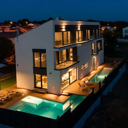 Mare Exclusive Mit Pool Und Fitnesstudio Holiday home *